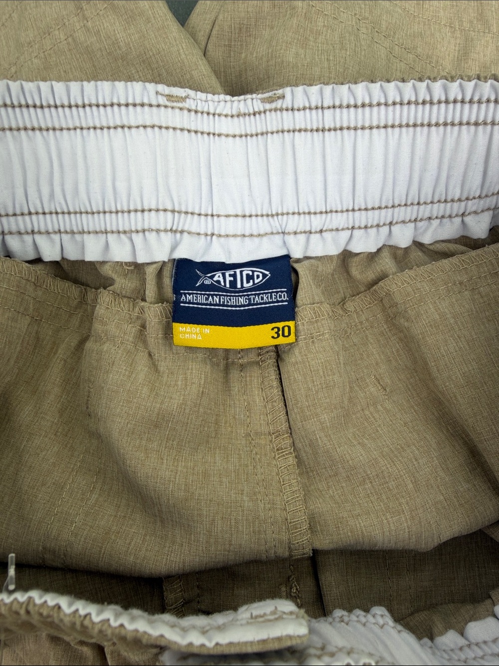 AFTCO Men's Cargo Shorts in Light Beige - Picture 2 of 3